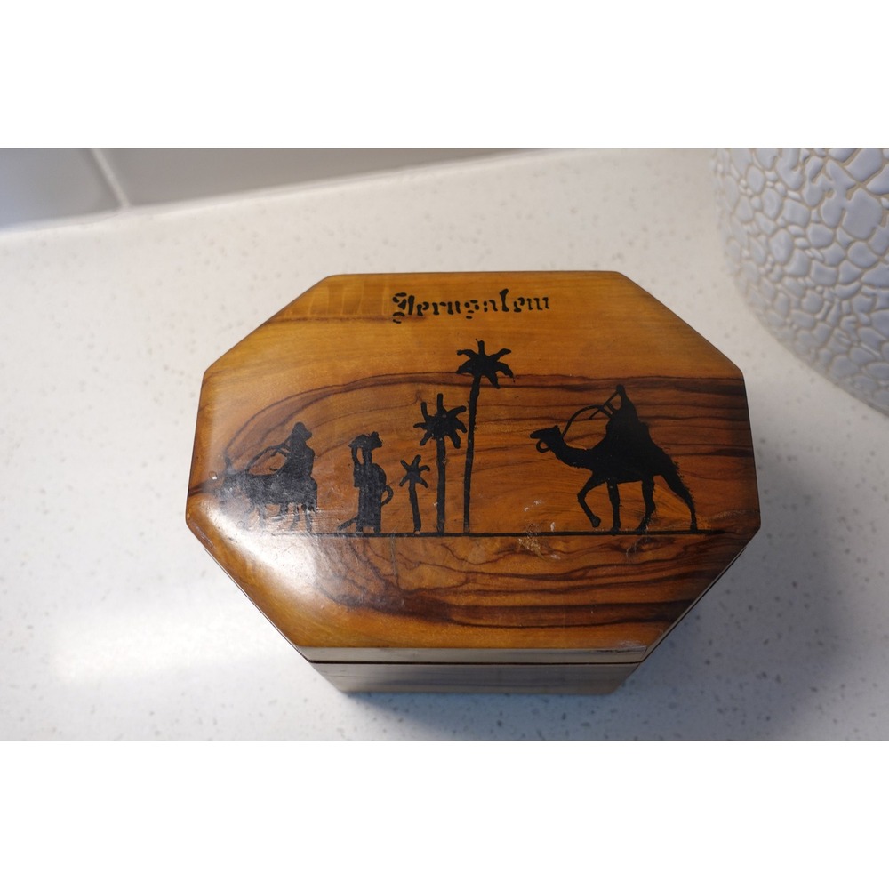 Vintage Jerusalem Olive Wood Trinket Box Octagon Silhouette Palms Souvenir